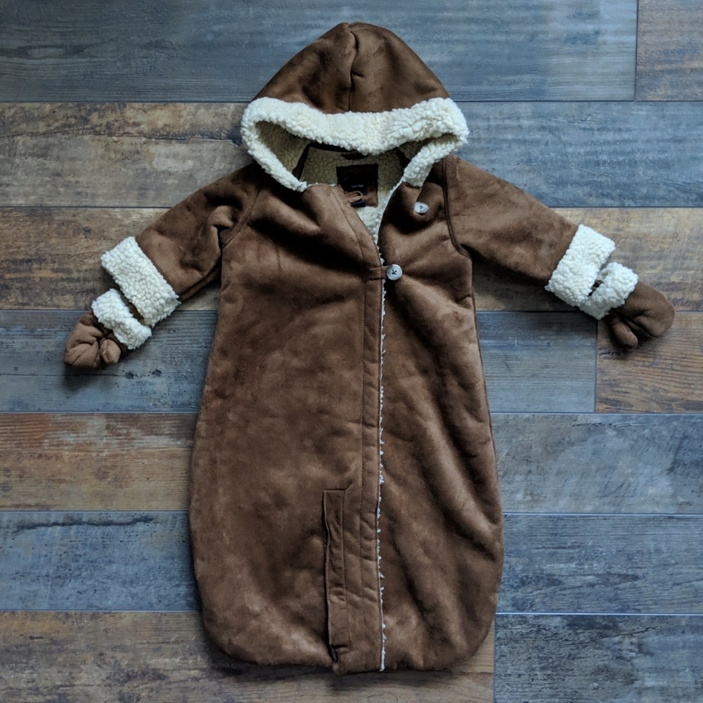 BabyGap convertible bundler